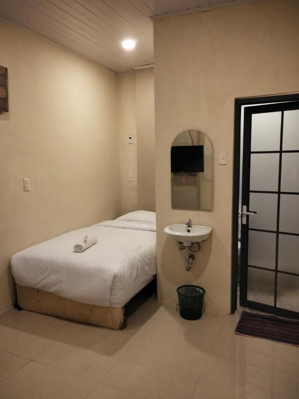 Rejoss & Aesthetic Coffee Homestay